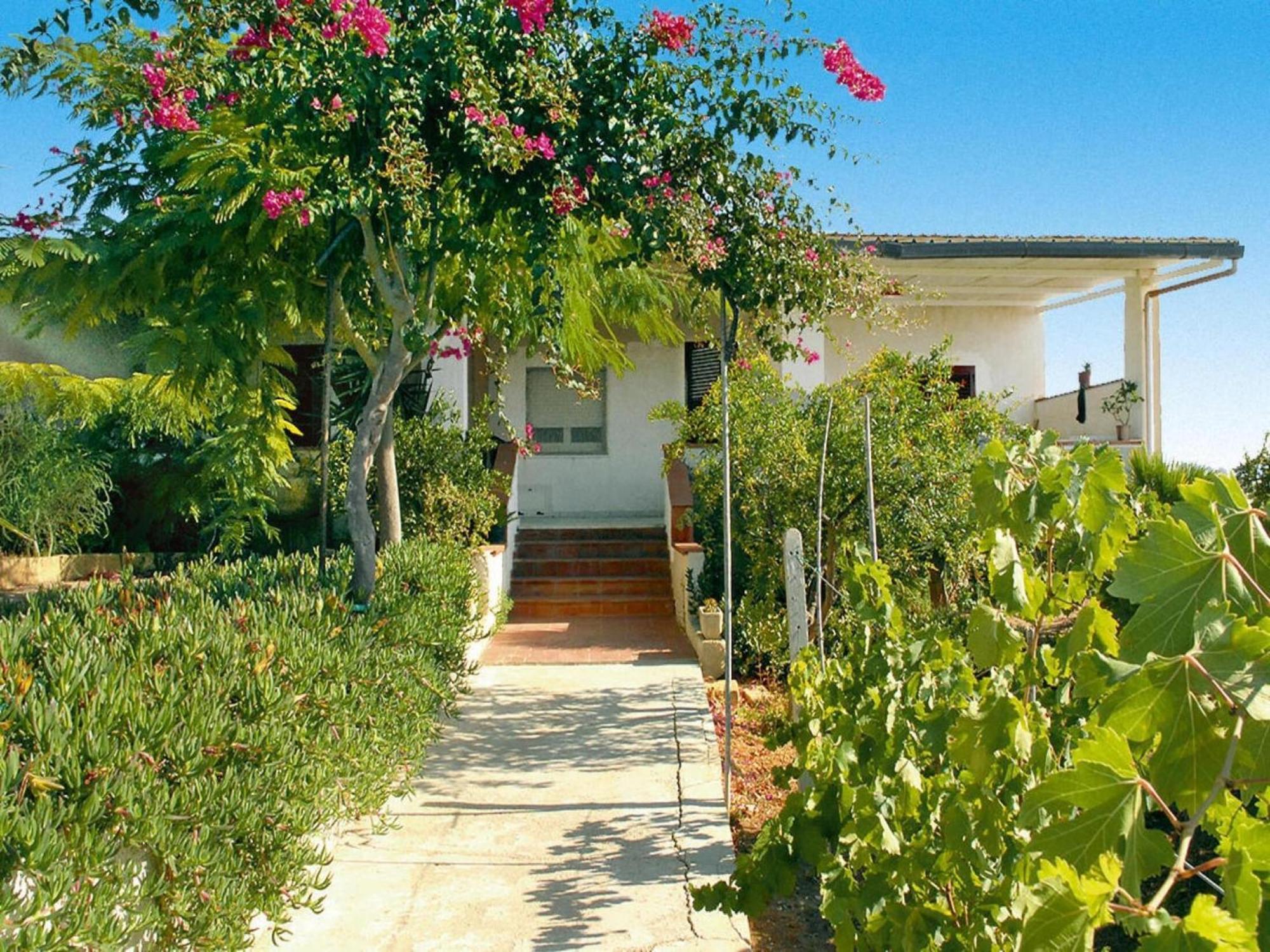 Apartment in Castelvetrano near Shopping Esterno foto